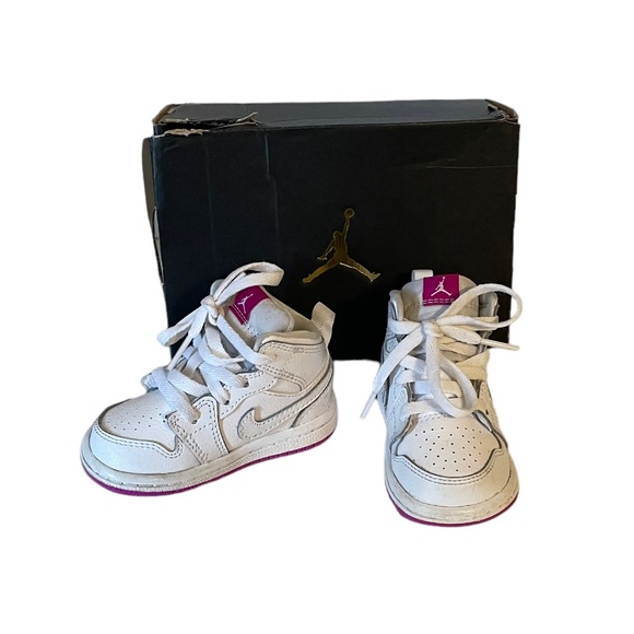 Nike Jordan Jumpman 1 Mid Rise Toddler Sneakers White & Fuschia Size 4 (Childs) - Picture 2 of 14